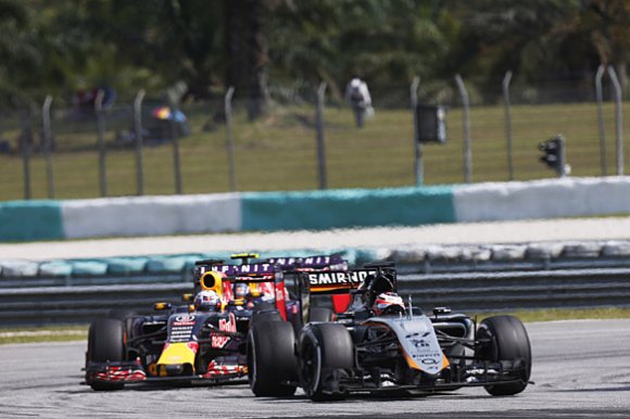 Force India планирует обойти Red Bull в Кубке конструкторов
