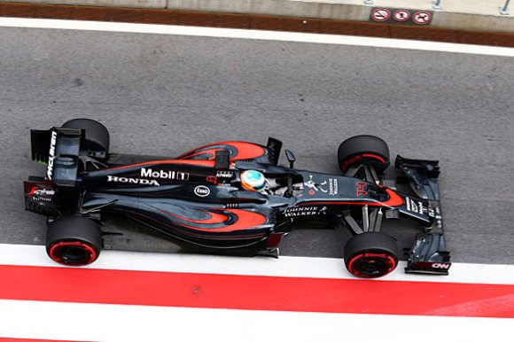 McLaren получит дополнительный двигатель без штрафов