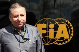FIA предупреждает о необходимости сокращать расходы