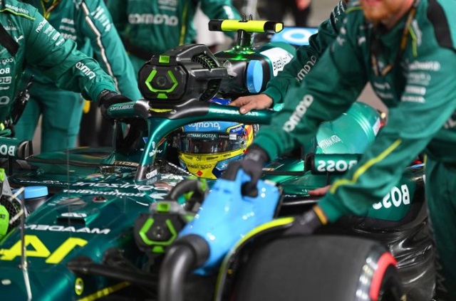 Фернандо Алонсо: Асфальт у Вегасі не відповідає стандартам Формули-1