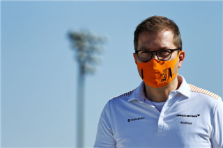 Шеф McLaren: Приємно, що Гамілтон так за нами слідкує