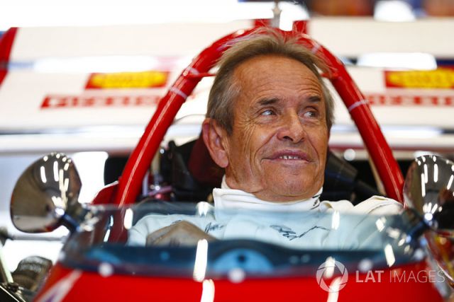 Жакі Ікс: Сумно, що Сайнс покинув Ferrari. Йому немає в чому дорікнути