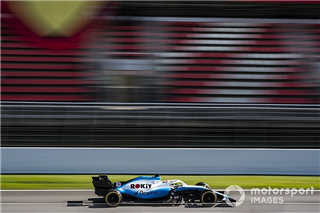 Расселл: Williams найповільніша попри крок уперед