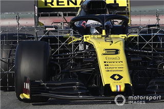 Ріккардо: Renault має нову філософію оновлень для 2019 року