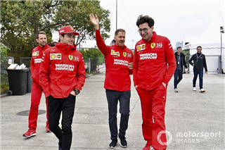 Ferrari відмовилася позбавляти Феттеля статусу першого пілота