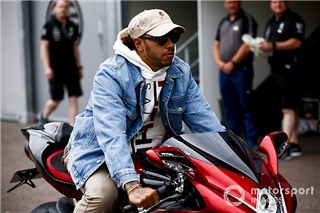 Хемілтон представив у Монако мотоцикл вартістю майже 70 тисяч євро