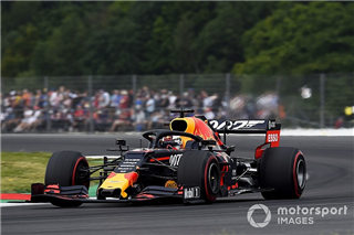 Red Bull виявила причину «турболага» Ферстаппена в Сільверстоуні