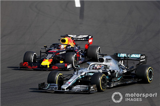 Ферстаппена назвали «постійною загрозою для Mercedes»