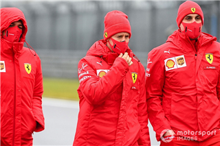 Лоуренс Стролл піддав критиці Ferrari за поводження з Феттелем