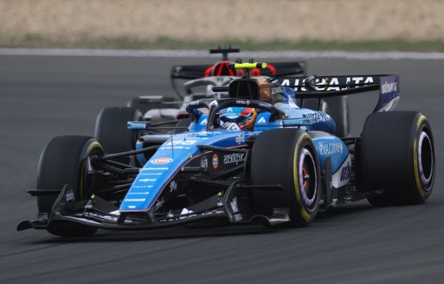 Карлос Сайнс: Люди нагорі з усіх сил намагаються продати те, що не є справжньою Формулою-1