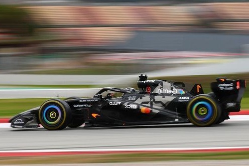 ВВС: McLaren на тестах у Бахрейні використовував не останню версію мотору Mercedes