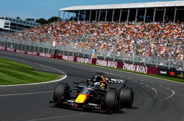 Макс Ферстаппен пояснив, чому помахав Ґаслі, коли той його обганяв