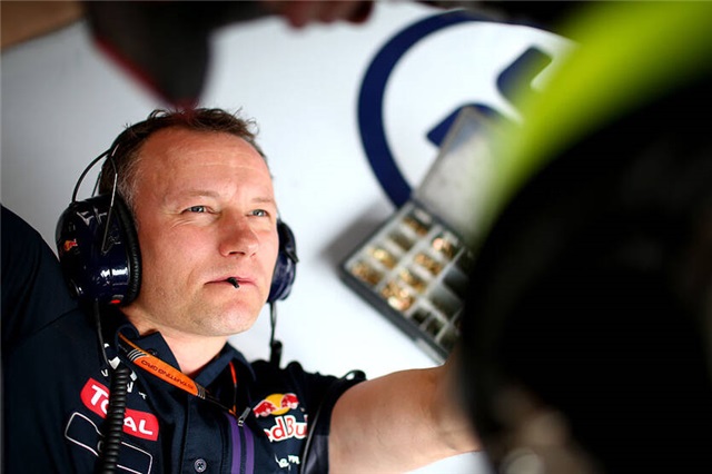 Ред Булл покинув досвідчений фахівець