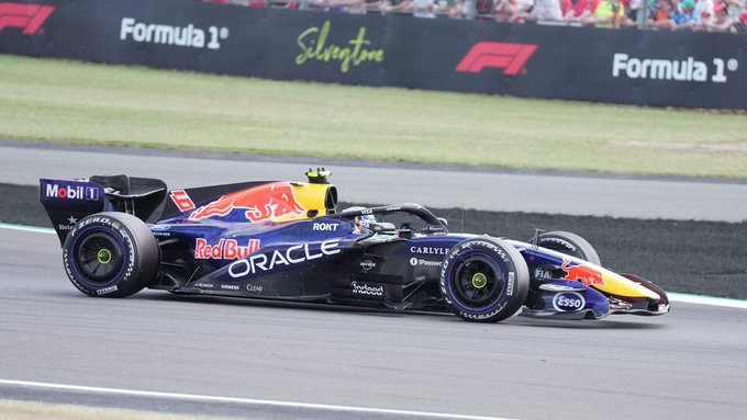 Red Bull використав свій другий знімальний день