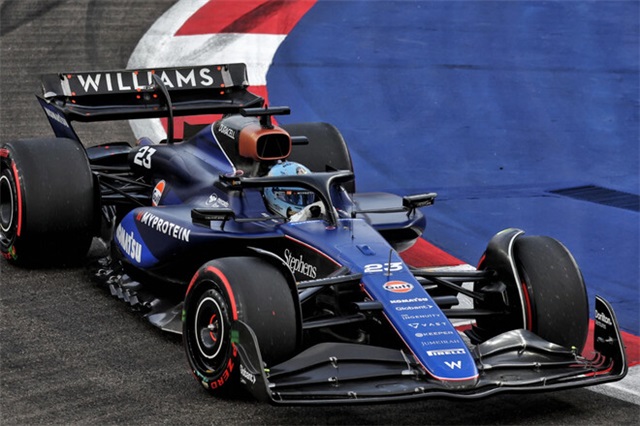 Відома команда Ф1 оголосила дату презентації. Залишився лише Макларен