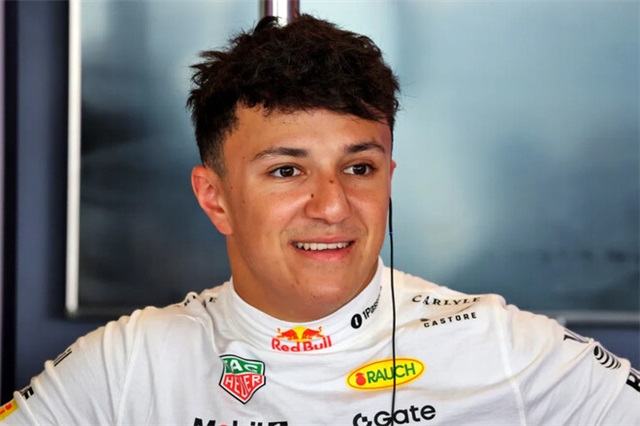 Пілот Ред Булл: «Цілі на сезон? Як мінімум перша перемога»