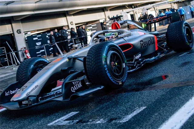 Технічні проблеми новачків та перевага Мерседес. Відеоогляд тестів Ф1