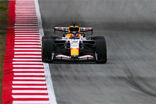 Дві команди Ф1 завершили тести. Які результати перед фінальним днем