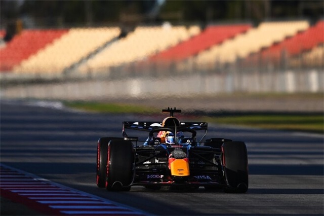 Останній день тестів Ф-1: Гамілтон показав найкращий час