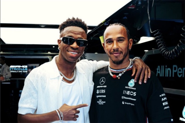 Семиразовий чемпіон Ф1 звернувся до Вінісіуса після скандалу в ЛЧ