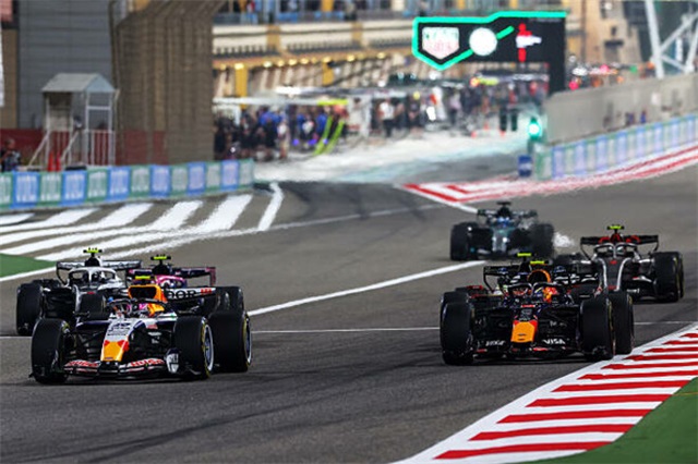 Перший старт сезону Ф1 2026. Пілот Ред Була відіграв одну позицію