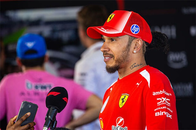 Льюїс Гамлтон: «Ще кілька кіл, і я б фінішував на подіумі»