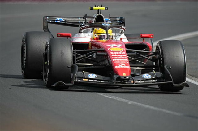 «Крило Макарена». Гамілтон анонсував новинку боліда Феррарі