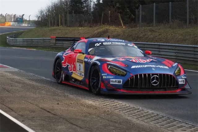 Ферстаппен завоював свою першу поул-позицію у GT3 на Нюрбургринзі