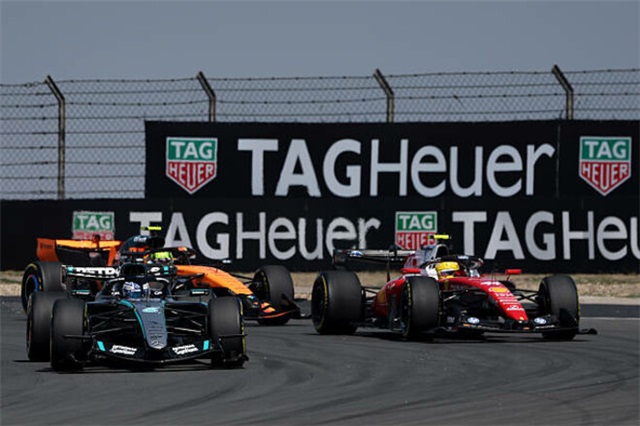 Новий скандал у Ф-1. Суперники звернулися до FIA через рішення Мерседес