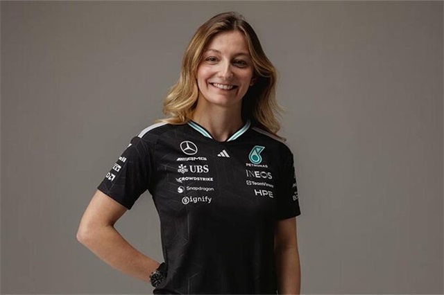 Мерседес готує Доріан Пін до участі у Формулі-1. Будуть приватні тести