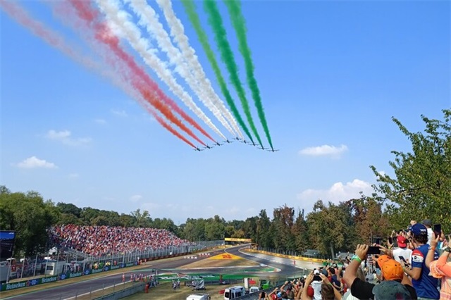 Пілоти Формули-1 опинилися під фінансовим розслідуванням в Італії