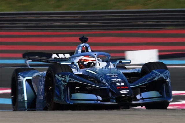 Краще за Ф1? Формула Е представила нове покоління болідів