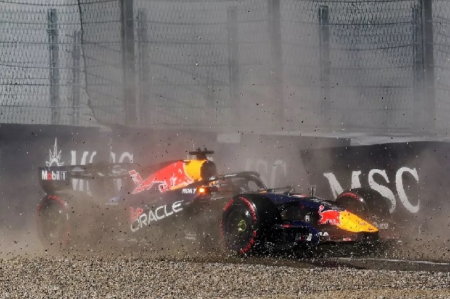 FIA не розглядає заборону заднього крила у стилі 