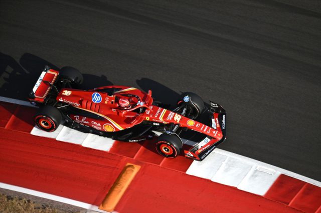 Італійська преса розповіла про статус Леклера та Гамілтона в Ferrari
