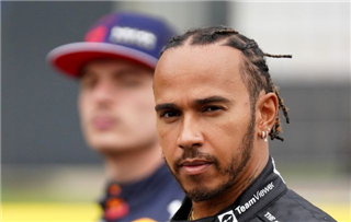 Гамілтон: Протягом сезону Red Bull ставав тільки сильнішим