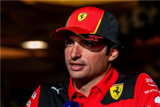 Сайнс: Люди хочуть дестабілізувати ситуацію у Ferrari