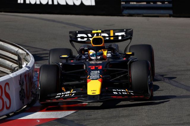 F1-Insider: Це Формула-1 попросила Red Bull не виганяти Переса