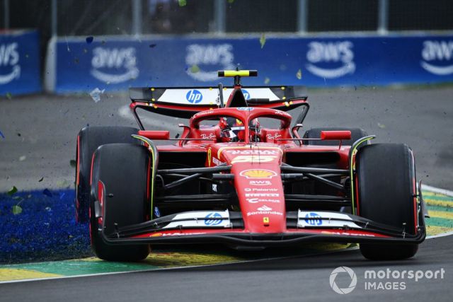 Сайнс: У Ferrari не було зчеплення в Канаді