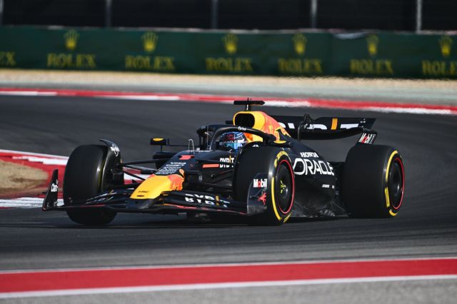 Ферстаппен: Я веду переговори з Mercedes, Ferrari та Aston Martin