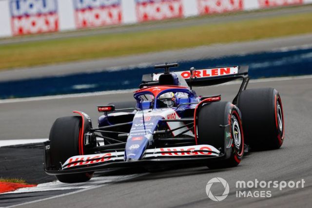 Ріккардо може замінити Переса в Red Bull