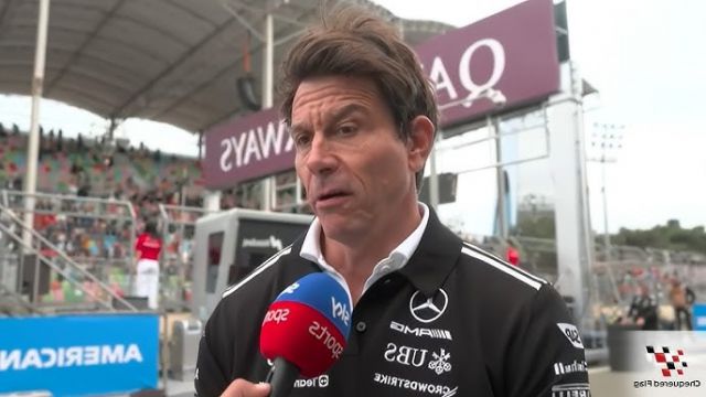 Тото Вольфф: Цього року Mercedes більше не буде оновлювати болід