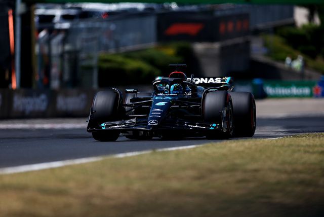 Расселл: Зараз ми з McLaren рівні за швидкістю