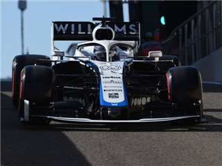 Расселл: Дивно змінювати болід Mercedes на Williams