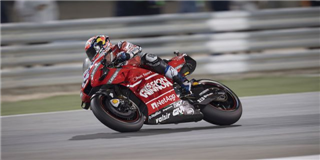 MotoGP. Довіціозо виграв гонку в Катарі, Россі - п'ятий
