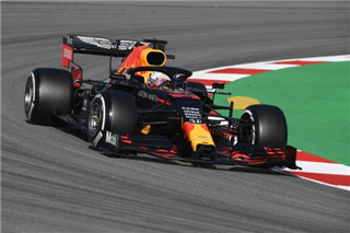 Ферстаппен: Red Bull не женеться за часом на колі