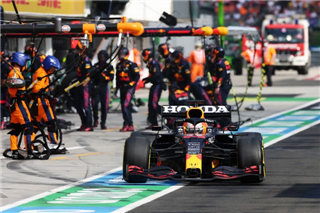 Ферстаппен взяв поул у Бельгії, Расселл - другий, провал Ferrari
