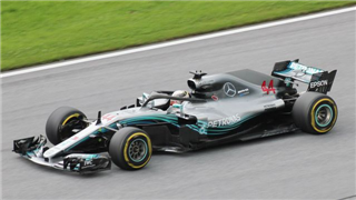 Німецька преса: Mercedes поверне своєму боліду срібний колір