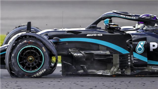 Pirelli знайшла причину спущених шин на етапі в Британії
