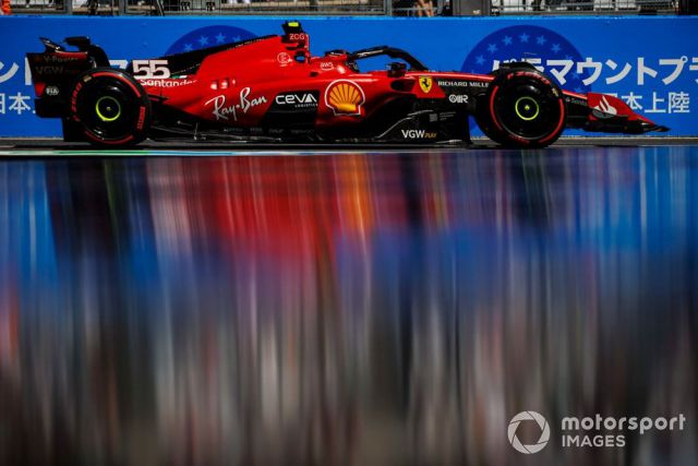 Сайнс: Ferrari третя за швидкістю команда в Японії