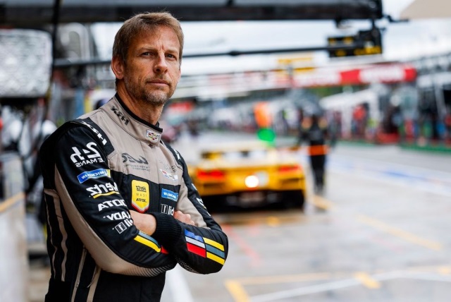 Дженсон Баттон: Зараз президенту Ferrari варто поговорити з пілотами